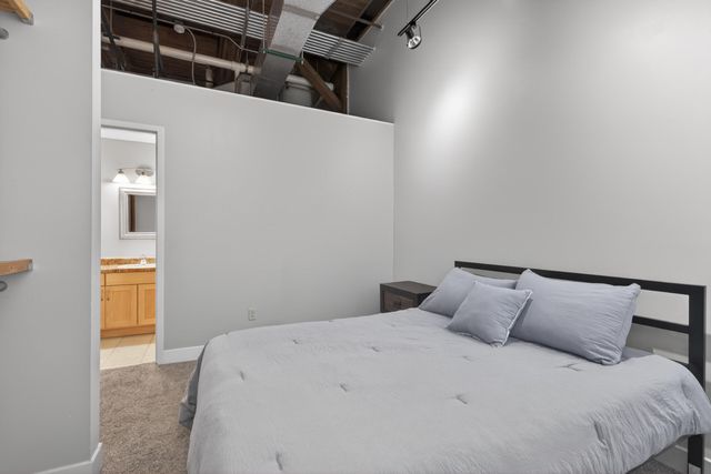 585 S Upper Street 121, Lexington, KY 40508
