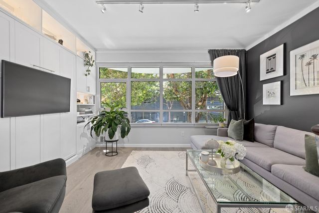 403 Main Street 114N, San Francisco, CA 94105