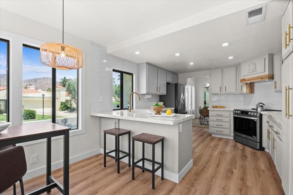 Image 9 of property listing at 50172 Calle Maria, La Quinta, CA 92253