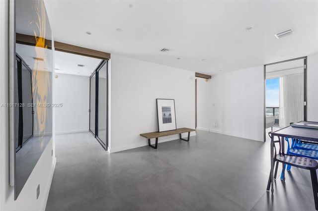 900 Biscayne Blvd PH 6205, Miami, FL 33132