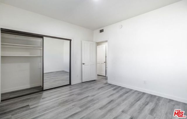 19029 Nordhoff Street 205, Northridge (los Angeles), CA 91324