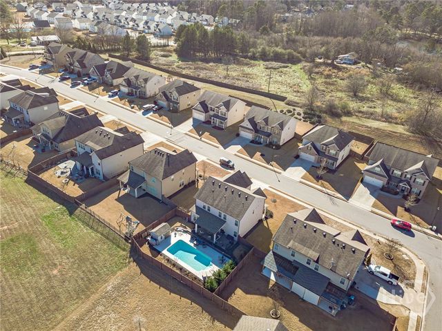 879 W Union Grove Circle, Auburn, GA 30011