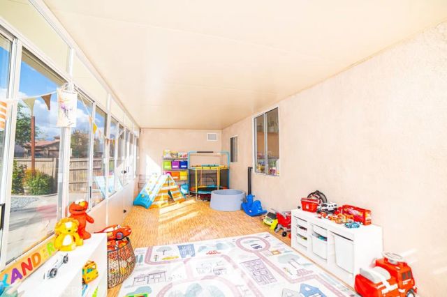 17801 Morning Rock, Riverside, CA 92503