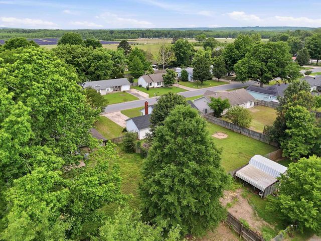 27 Burns Drive, Cabot, AR 72023