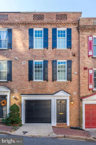 2528 QUEEN ANNES LN NW, Washington, DC 20037