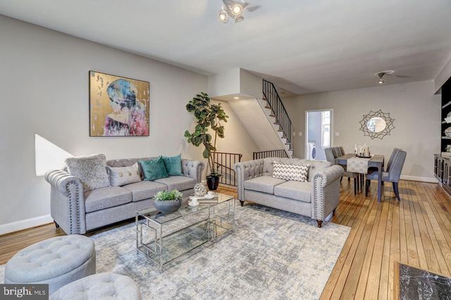 2528 QUEEN ANNES LN NW, Washington, DC 20037