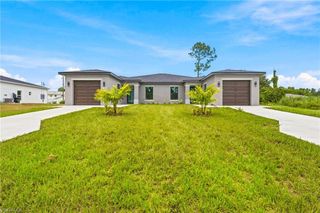 4824/4826 28th ST SW, Lehigh Acres, FL 33973