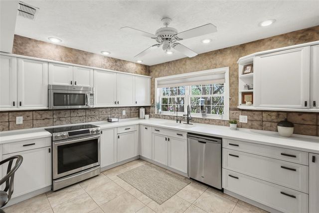 10785 DANIELLE DRIVE, Largo, FL 33774