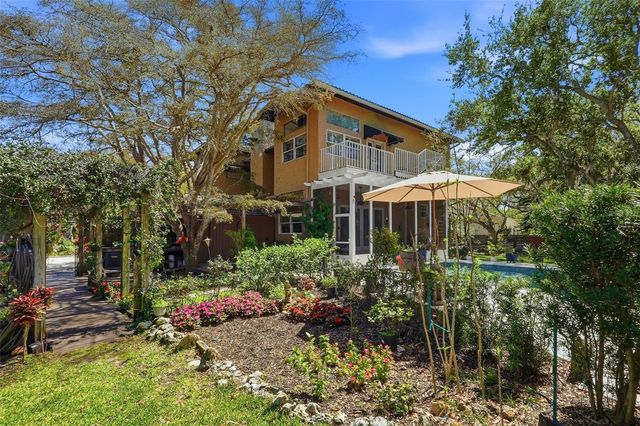 10785 DANIELLE DRIVE, Largo, FL 33774