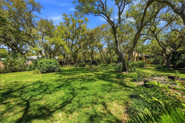 10785 DANIELLE DRIVE, Largo, FL 33774