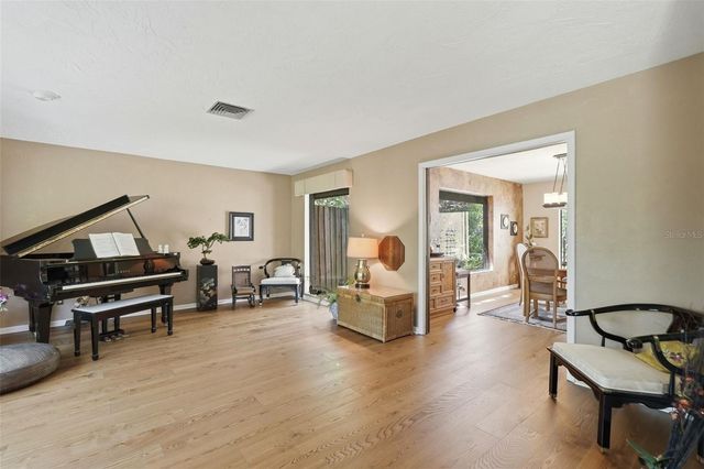 10785 DANIELLE DRIVE, Largo, FL 33774