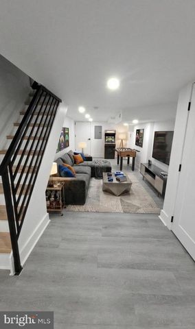 4317 N 9TH ST, Philadelphia, PA 19140