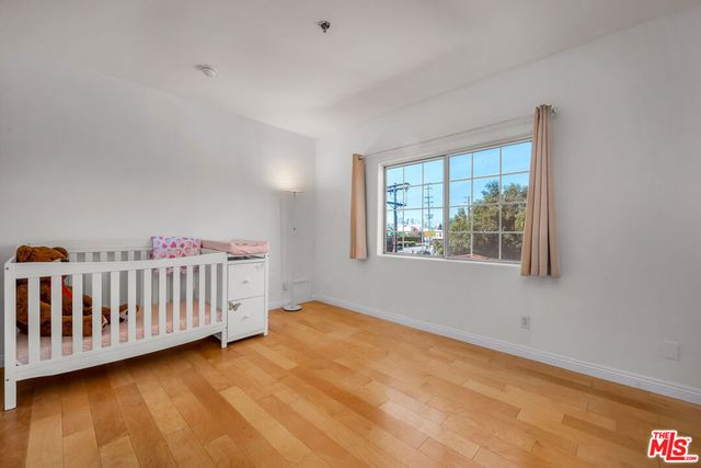 2205 S Bentley Avenue 302, Los Angeles, CA 90064