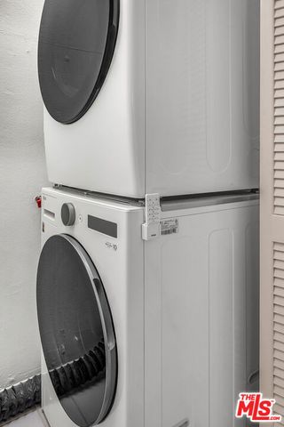 2205 S Bentley Avenue 302, Los Angeles, CA 90064