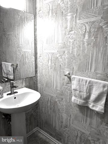 388 HOBSON PL, Blue Bell, PA 19422