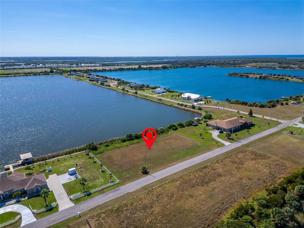 Image 14 of property listing at GULF CITY ROAD, Ruskin, FL 33570