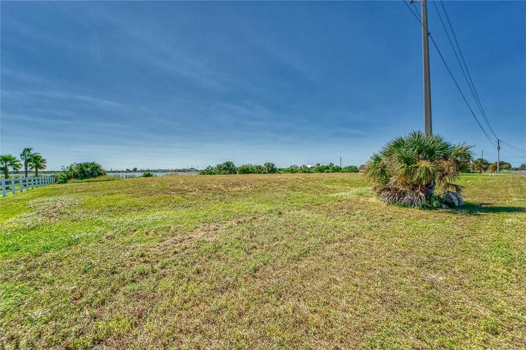 Image 35 of property listing at GULF CITY ROAD, Ruskin, FL 33570