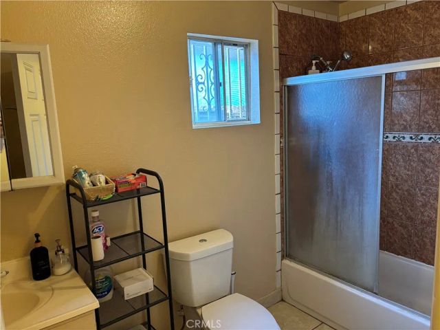 9313 Hickory, Los Angeles, CA 90002