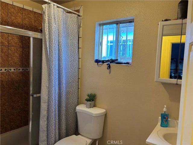9313 Hickory, Los Angeles, CA 90002
