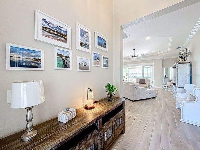 5105 JAREDS LANDING WAY, Oxford, FL 34484