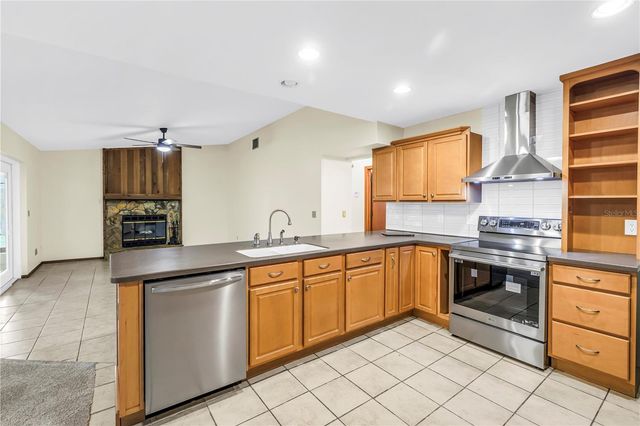 12220 WILD ACRES ROAD, Largo, FL 33773
