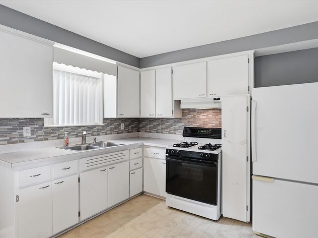 12641 Raleigh Drive, Sterling Heights City, MI 48313