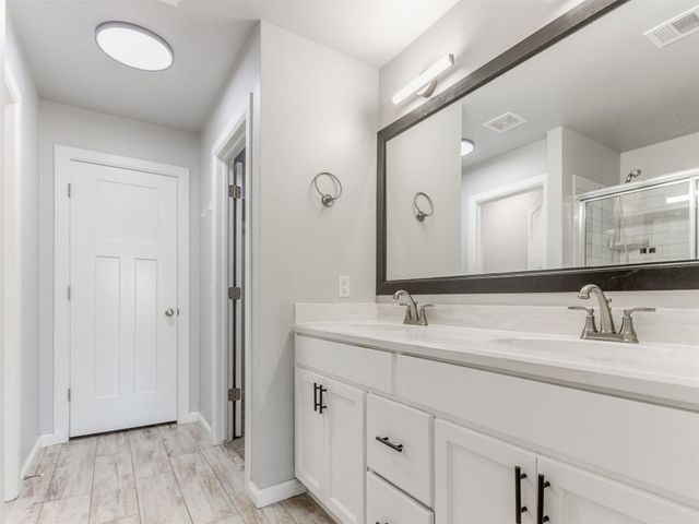12929 NW 4th Street, Yukon, OK 73099