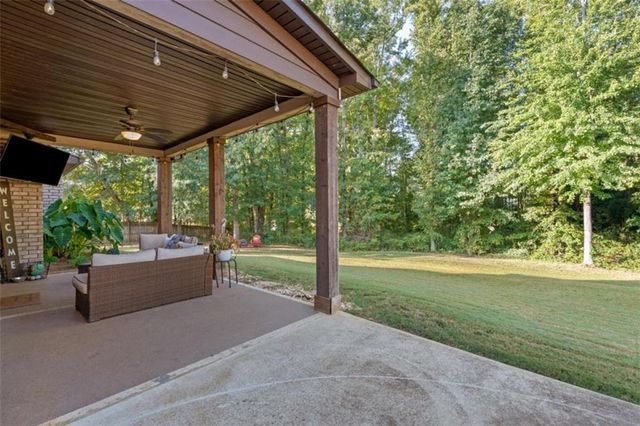 156 Fishers Mill Drive, Mcdonough, GA 30252
