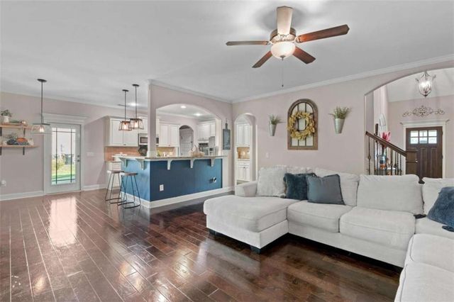 156 Fishers Mill Drive, Mcdonough, GA 30252