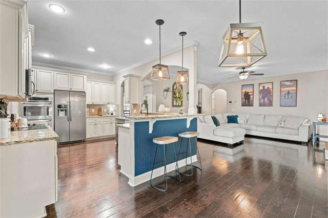 156 Fishers Mill Drive, Mcdonough, GA 30252