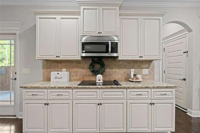 156 Fishers Mill Drive, Mcdonough, GA 30252