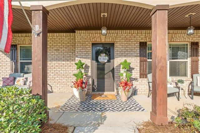 156 Fishers Mill Drive, Mcdonough, GA 30252
