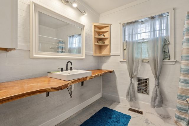 123 Phillips Street, Hot Springs, AR 71913