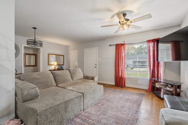 123 Phillips Street, Hot Springs, AR 71913