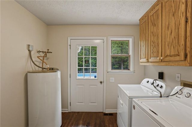 130 Seneca Place, Fayetteville, GA 30215