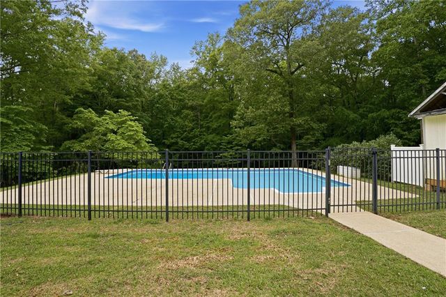 130 Seneca Place, Fayetteville, GA 30215