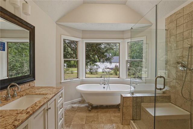 130 Seneca Place, Fayetteville, GA 30215