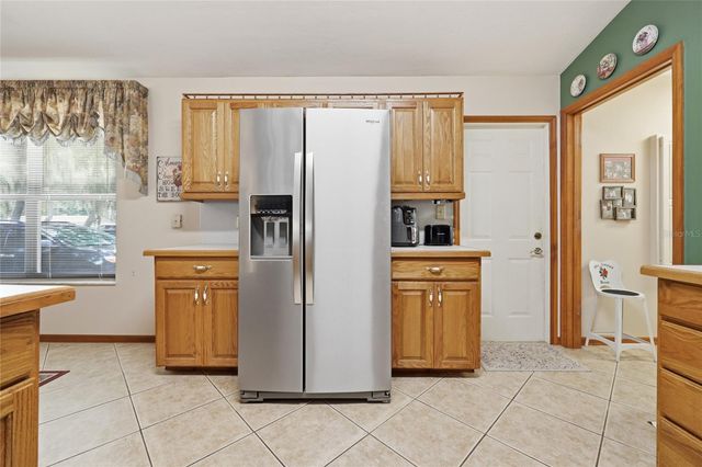 561 SE 28TH STREET, Melrose, FL 32666