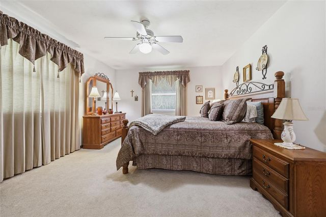 561 SE 28TH STREET, Melrose, FL 32666
