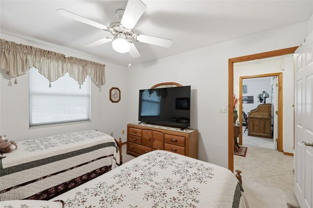 561 SE 28TH STREET, Melrose, FL 32666