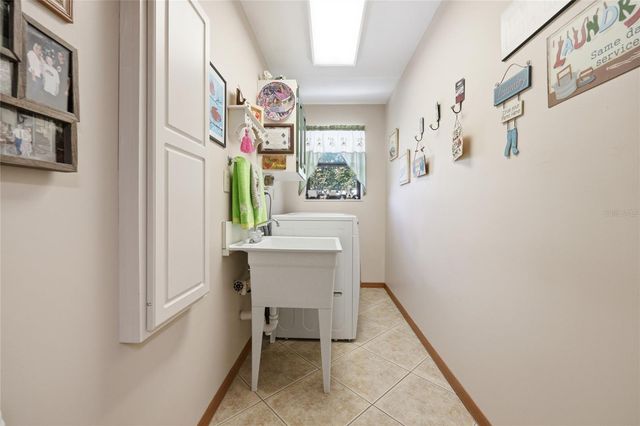 561 SE 28TH STREET, Melrose, FL 32666