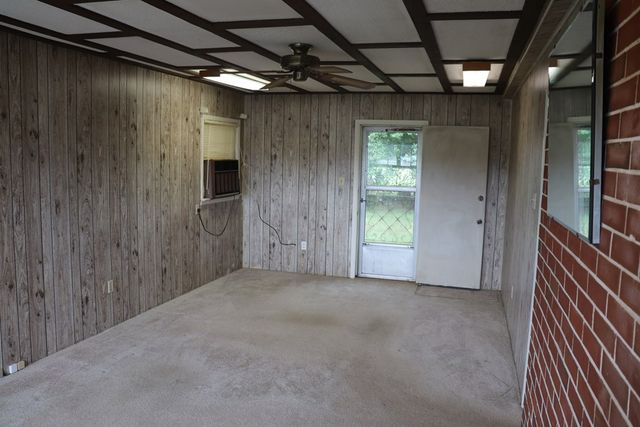 301 Access Drive, Enterprise, AL 36330