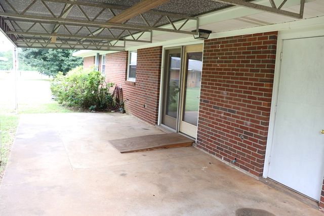 301 Access Drive, Enterprise, AL 36330