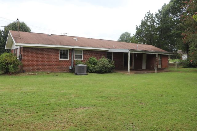 301 Access Drive, Enterprise, AL 36330