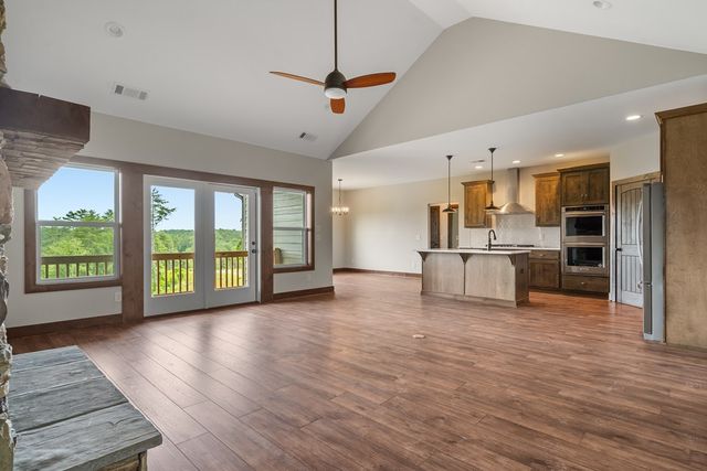 39 Mountaintown Overlook, Ellijay, GA 30540