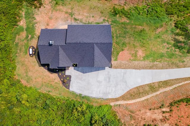 39 Mountaintown Overlook, Ellijay, GA 30540