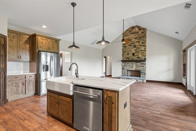 39 Mountaintown Overlook, Ellijay, GA 30540