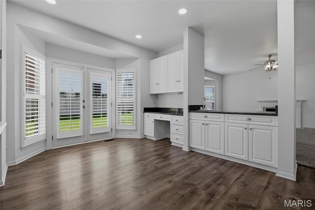 2400 Clayborn Drive, Chesterfield, MO 63017