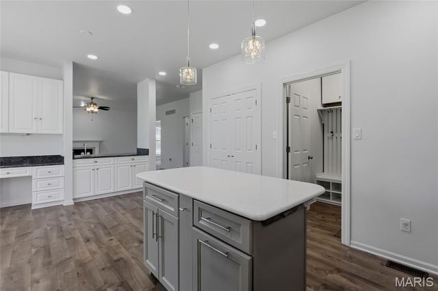 2400 Clayborn Drive, Chesterfield, MO 63017