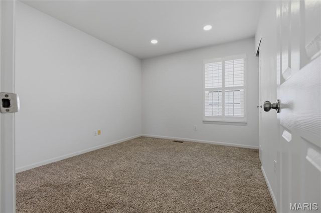 2400 Clayborn Drive, Chesterfield, MO 63017